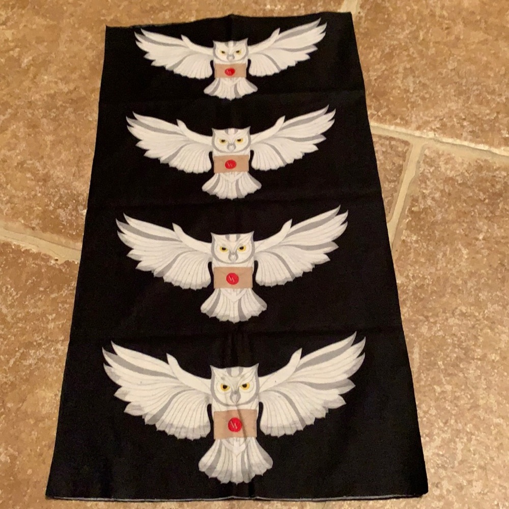 owl neck gaiter never used